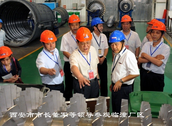 市政府调研全市工业企业发展状况并在db电竞召开座谈会